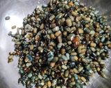 A picture of step 1 of Black Bean Curry.