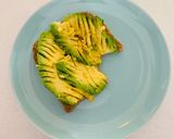 A picture of step 1 of Avocado + Zing.