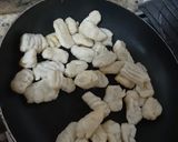 Foto del paso 5 de la receta: Gnocchi al pesto con pollo