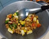 Foto langkah ke 4 dari resep Sayur Tempe Tahu Praktis.