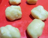 Foto langkah ke 5 dari resep Pastel Renyah Isi Kentang Wortel.