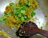 A picture of step 4 of Capsicum Masala.