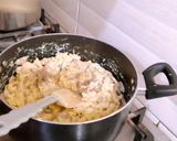 A picture of step 9 of Chicken Pasta With White Sauce 😋.