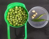 A picture of step 1 of Green peas & Maize flour vada.
