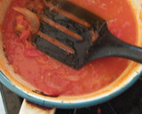 Foto del paso 2 de la receta: Chuletas ahumadas en salsa de tomate