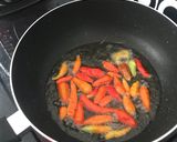 Foto langkah ke 2 dari resep Sambal bawang ala bu rudy.