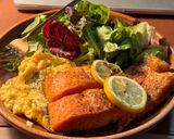 A picture of step 7 of Air fried crispy salmon with scrambled eggsʕ·͡ᴥ·ʔ.