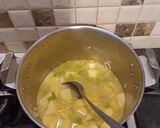 A picture of step 3 of Leek and Potato Soup.