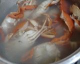 Foto langkah ke 1 dari resep Kepiting Saus Tiram Lada Hitam.