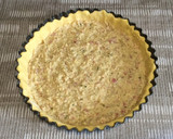 Foto del paso 5 de la receta: Quiche de pollo con jamón (Tarta salada)