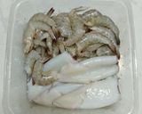 Foto langkah ke 1 dari resep Udang Cumi Saus Padang.