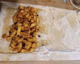 Φωτογραφία βήματος 4 της συνταγής Strudel με φύλλο κρούστας