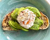 รูปขั้นตอนการทำที่ 2 ของ Avocado Sourdough กับ Poached Egg🍞🥑🥚