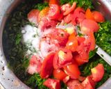 A picture of step 2 of Aloo Methi.