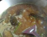 A picture of step 3 of Folui fish curry with vegetable.