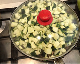 Foto del paso 5 de la receta: Guiso de zapallitos con carne molida