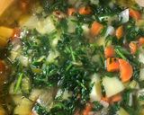 A picture of step 6 of Carrot top soup - vegan.