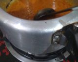 A picture of step 2 of Matar paneer.