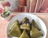 Foto langkah ke 6 dari resep Lemet Pisang Ketan Hitam.