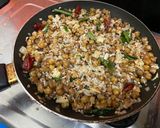 A picture of step 7 of Kala Chana Sundal.