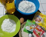 Foto langkah ke 1 dari resep Stik bawang renyah.