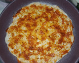 Foto langkah ke 5 dari resep Pizza Teflon Simple (Gampang Banget!).
