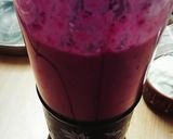 A picture of step 5 of Walnut & Creamy Dragon Fruit Smoothie.
