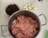 Hình bước làm 2 của món Bánh giò