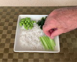 Foto del paso 8 de la receta: Poke bowl de salmón