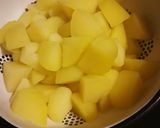 Hagymás törtburgonya recept fázis 2 fotója