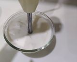 A picture of step 1 of Rose Lassi.