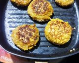 A picture of step 4 of Bread Oats Cutlet.