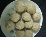 A picture of step 1 of Cheesy buns with chatpata balls.