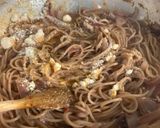 Foto del passaggio 4 della ricetta Spaghetti in padella 31 cipolla rossa di Tropea e Nduja