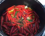 Une image de l'étape 4 de Piments rouges thaïlandais en conserve.