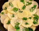 Foto del paso 8 de la receta: Incredible: Papas y fideos van crudos al horno y salen cocinados. Un clásico de Calabria