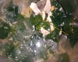 Foto langkah ke 3 dari resep Sayur Katuk Ayam Suwir.