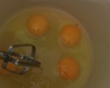 Foto langkah ke 2 dari resep Bolu Kukus Susu.
