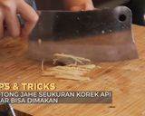 Foto langkah ke 4 dari resep Nasi Ayam Favorit Singapura: Tidak Digoreng, Cukup Pakai RICE COOKER!.