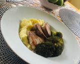 Sertés szűzpecsenye burgonyapürével, vajas-fokhagymás párolt brokkolival recept fázis 4 fotója
