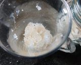 A picture of step 3 of Gond katira mango mousse.