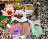 Foto del paso 1 de la receta: Pechuga de pavo con vino blanco, pasas y uva