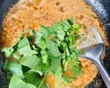 Foto langkah ke 5 dari resep Seblak Cilok.