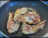 Foto del passaggio 3 della ricetta Costolette di Agnello alla Calabrese Golose