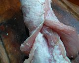Foto del paso 3 de la receta: Matambrito de chancho como tripa de chorizo al horno