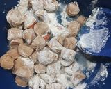 A picture of step 2 of Soya Manchurian.