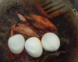 Foto langkah ke 4 dari resep Balado telur dan ikan.