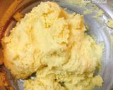 Hình bước làm 5 của món Pineapple Cake (Bánh Dứa Đài Loan)