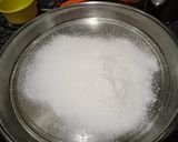 A picture of step 3 of Homemade sago flour.