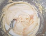 A picture of step 5 of Victoria sponge cake.